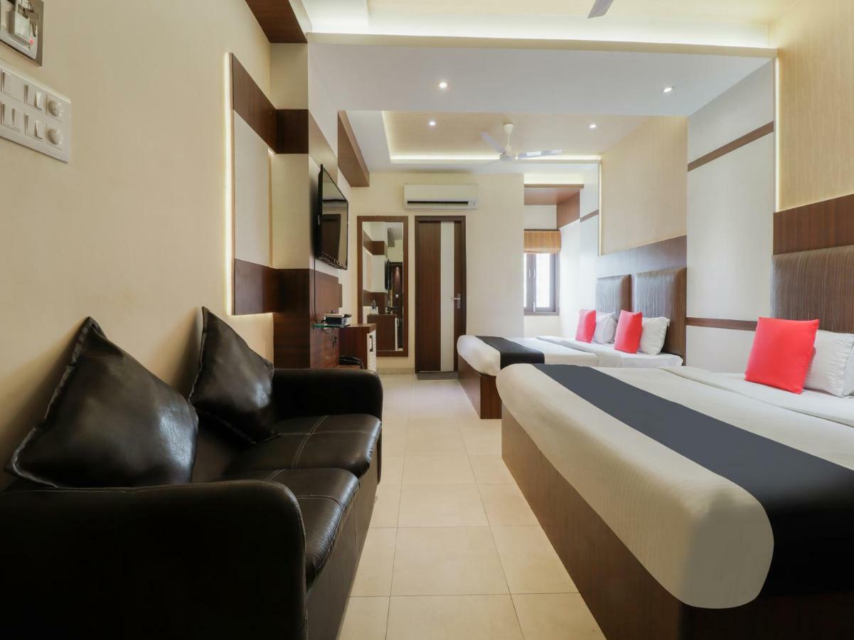 Capital O 46218 Royal Cottage Suite Kanpur Bagian luar foto